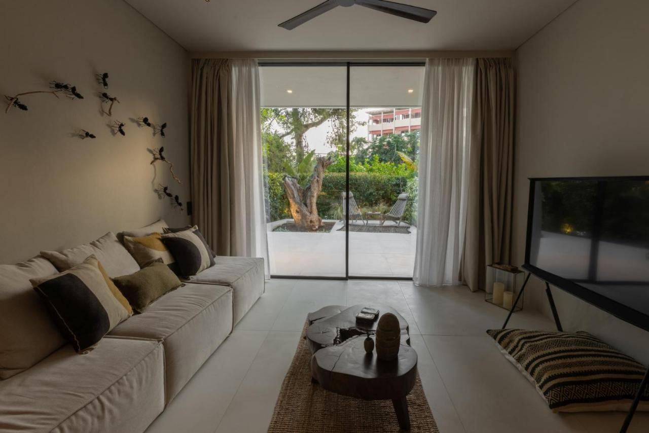 Vouliagmeni Apartments 18 Афины Экстерьер фото