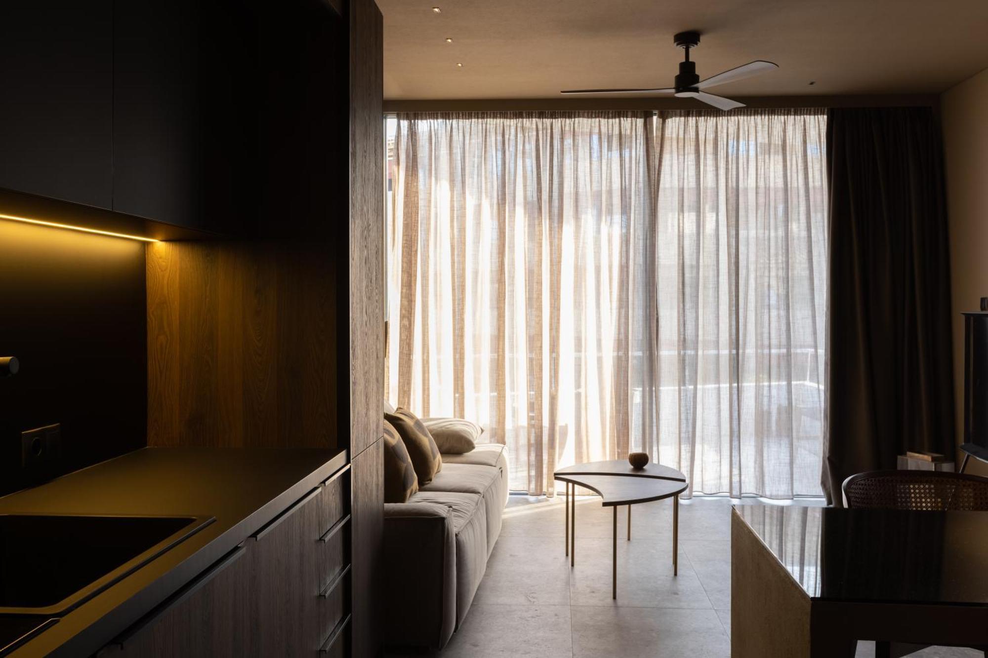 Vouliagmeni Apartments 18 Афины Экстерьер фото
